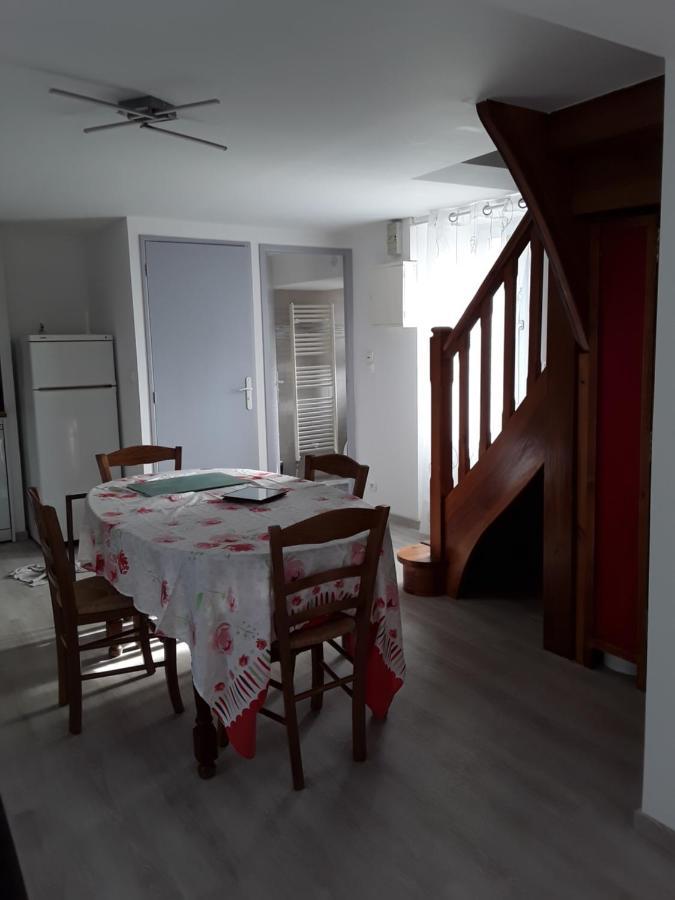 Gite Le Jaya Saint-Georges-de-Luzençon Dış mekan fotoğraf