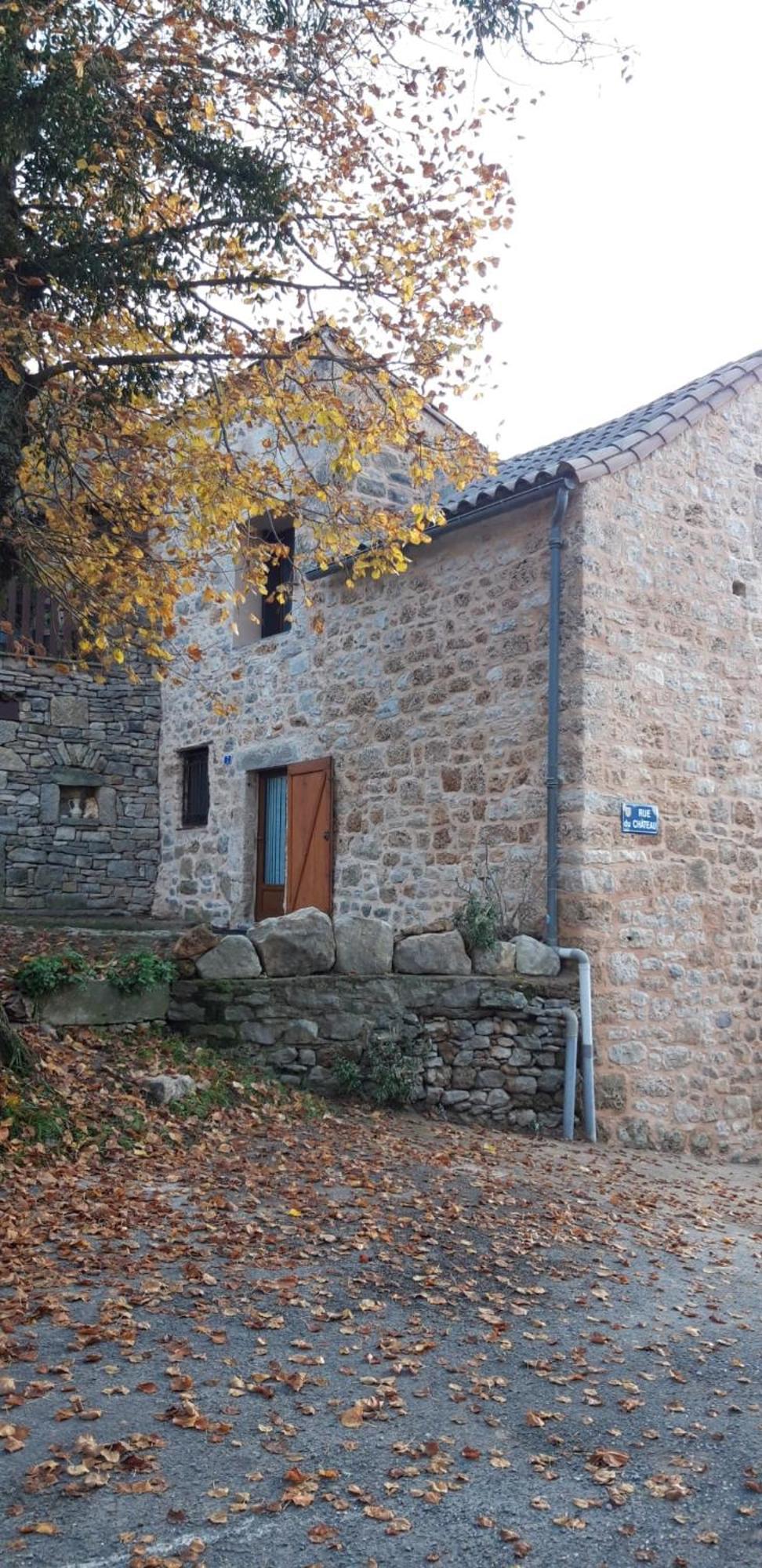 Gite Le Jaya Saint-Georges-de-Luzençon Dış mekan fotoğraf